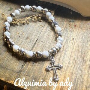 Boho Cowgirl Minimalist | Turquoise & Silver Accent Bracelet